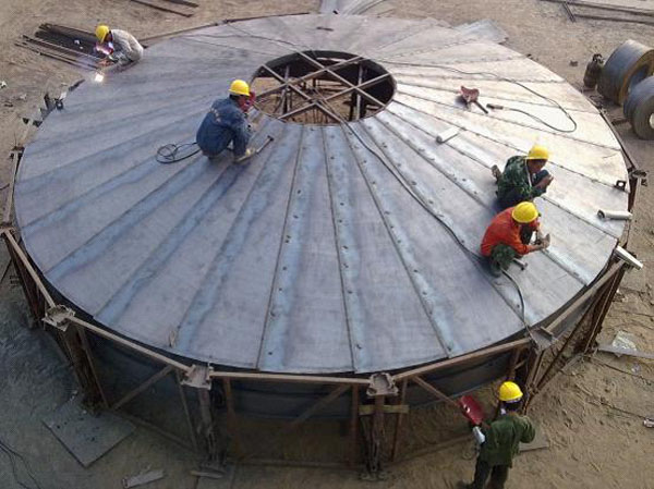 roof-welding-of-grain-silo-system
